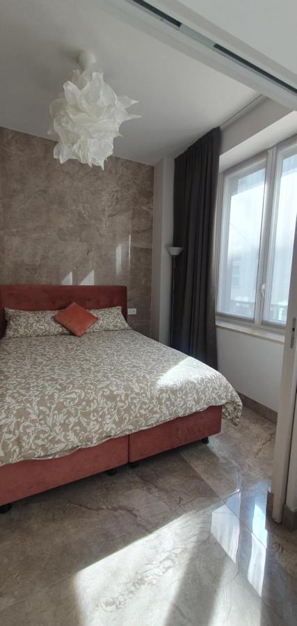 Apartamento Pink Maison Centro Piazza Diaz Duomo Milán